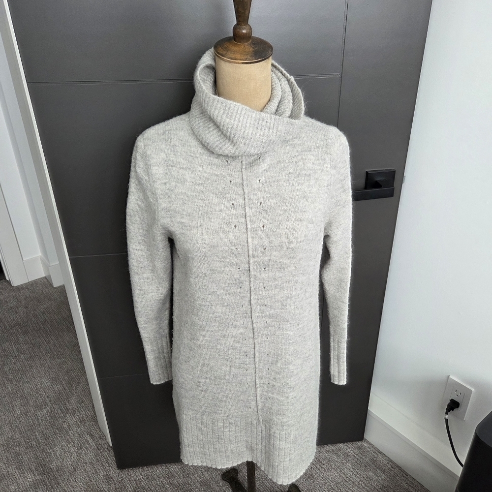 Reitmans Light Gray Cowl Neck Sweater Dress (Long)